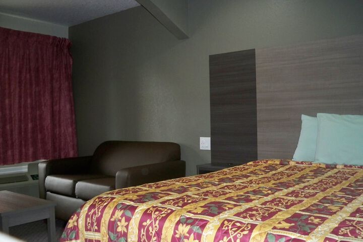 Room 58 of 65