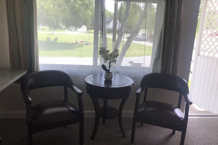Room 27 of 42