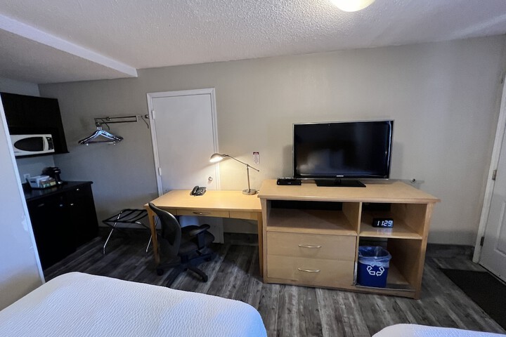 Room 13 of 59