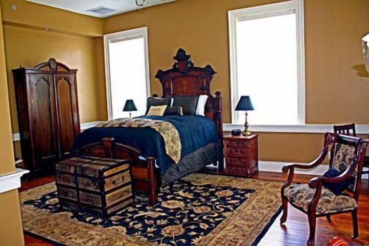 Room 16 of 52