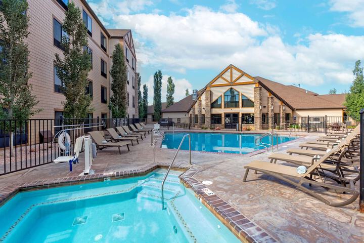 Pool 3 of 31