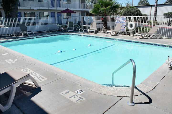 Pool 5 of 26