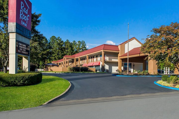 Hotel 5 of 51