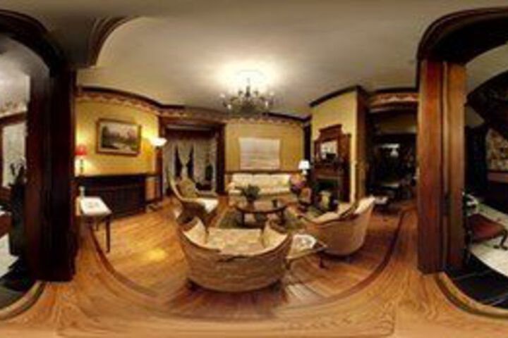 Herrold on Hill Bed and Breakfast