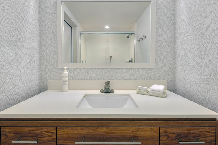 Home2 Suites by Hilton Nokomis Sarasota Casey Key