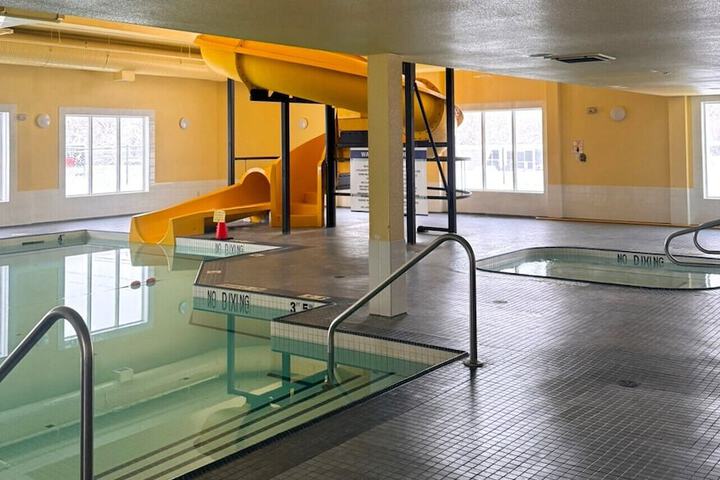 Pool 3 of 34
