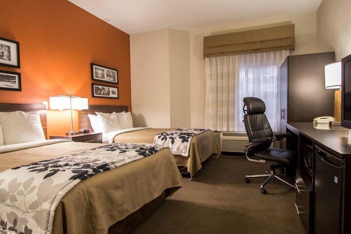 Room 38 of 72