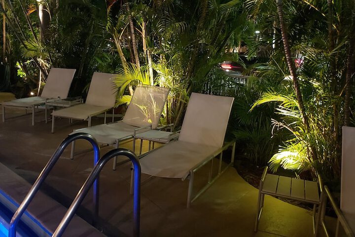 Ocean Mile Hotel