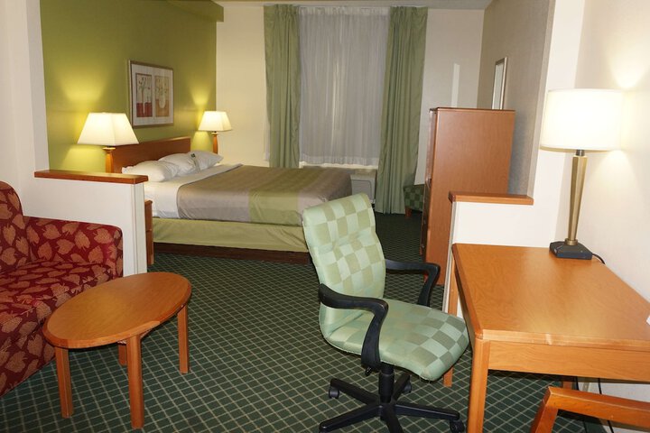Room 51 of 53