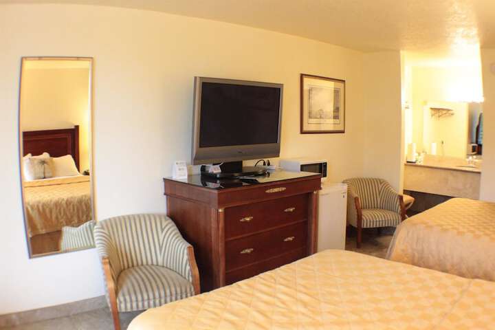 Room 30 of 47