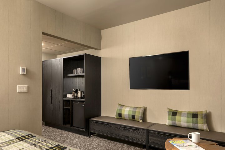 Room 44 of 78