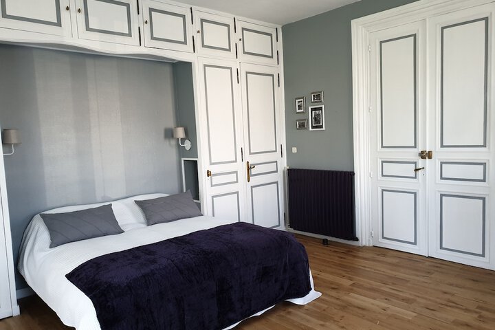 Room 17 of 60