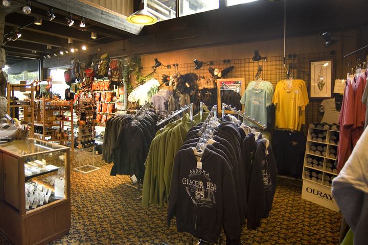 Gift Shop 27 of 32