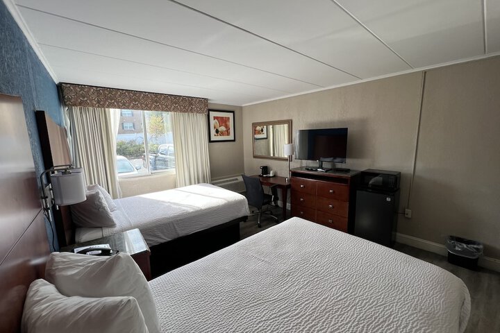 Room 27 of 51
