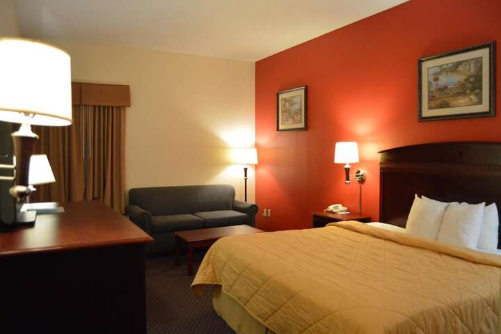 Room 9 of 19