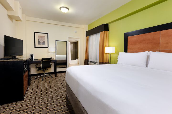 Room 20 of 75