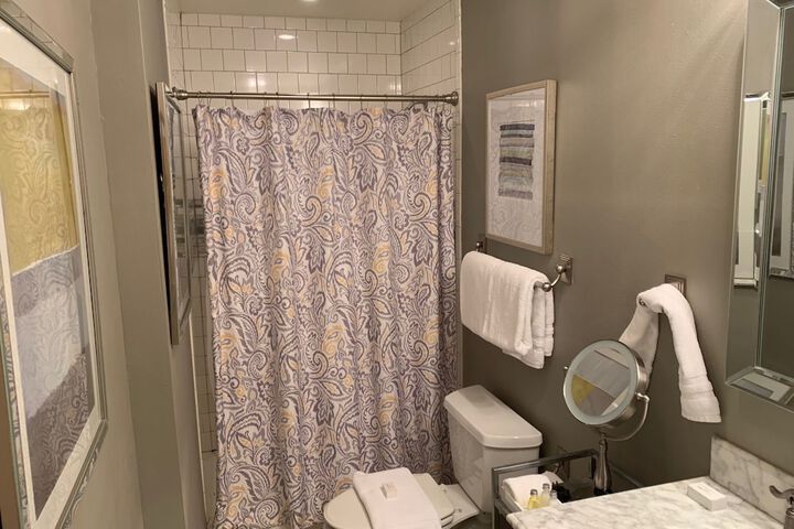 Room 40 of 96