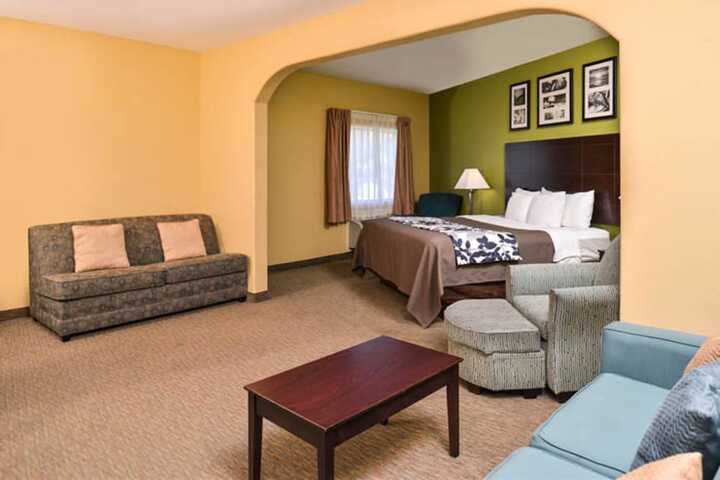 Room 16 of 29