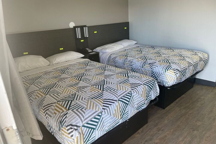Room 28 of 30