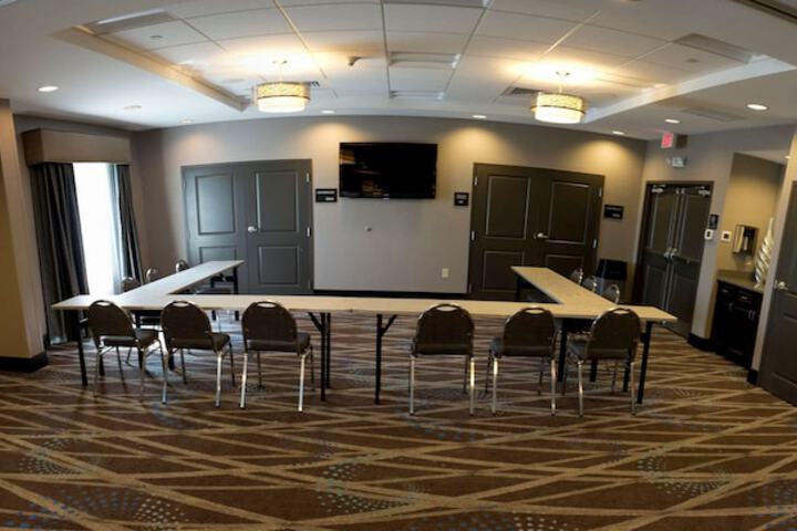 Hampton Inn Oxford / Conference Center