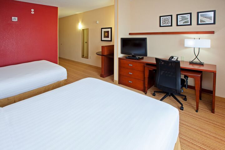 Room 14 of 18