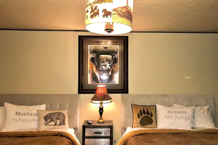 Room 145 of 198