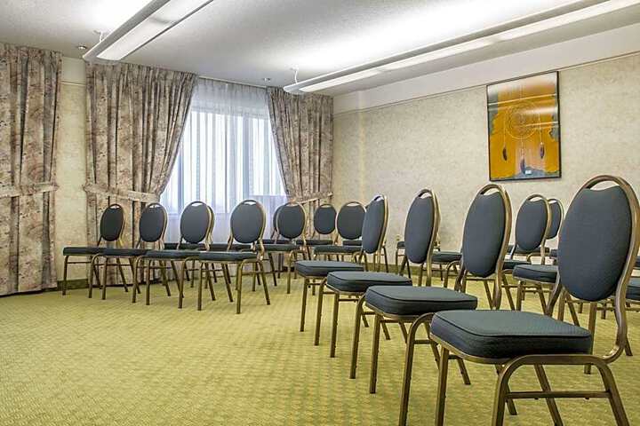 Clarion Hotel & Conference Centre