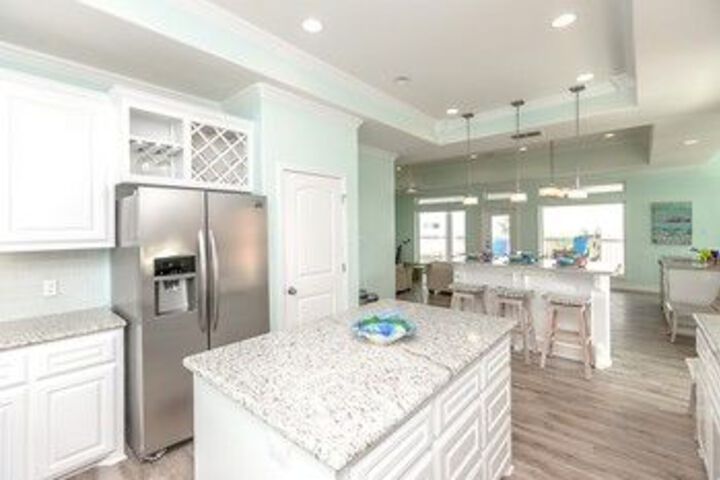 5BR 4 5BA Newly Built Luxury Beach House by RedAwning