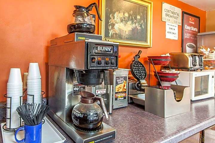 Econo Lodge