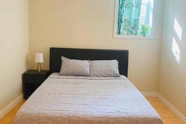 Finished 2 BR Apartment in an Upscale Area of Ajax