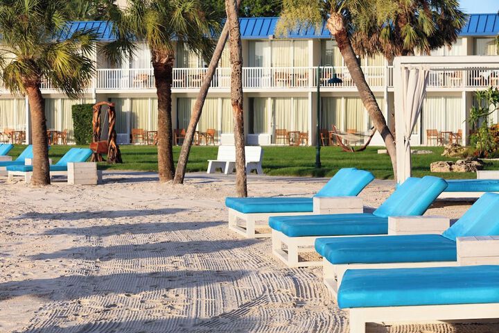 SkyBeach Resort