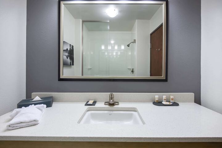 Room 20 of 68