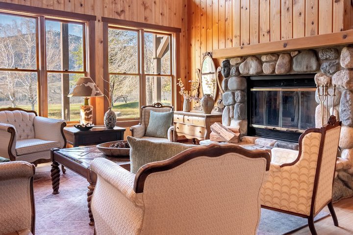 Casia Lodge and Ranch