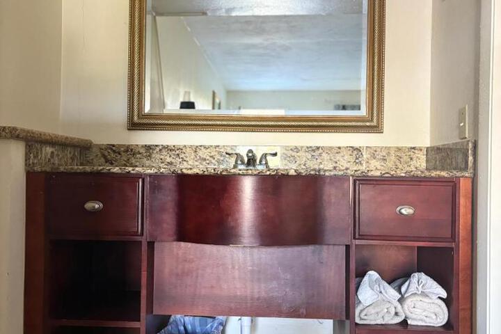 Jasmine Garden Inn - Lake City