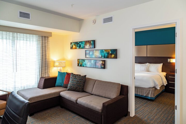 Room 21 of 41