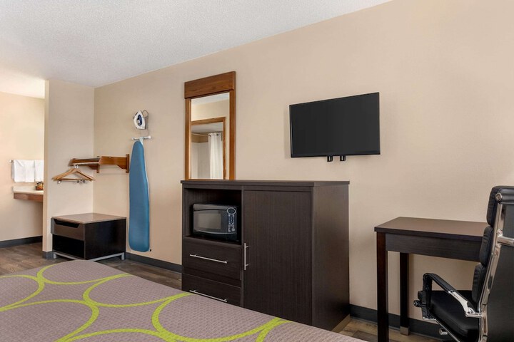 Room 19 of 45