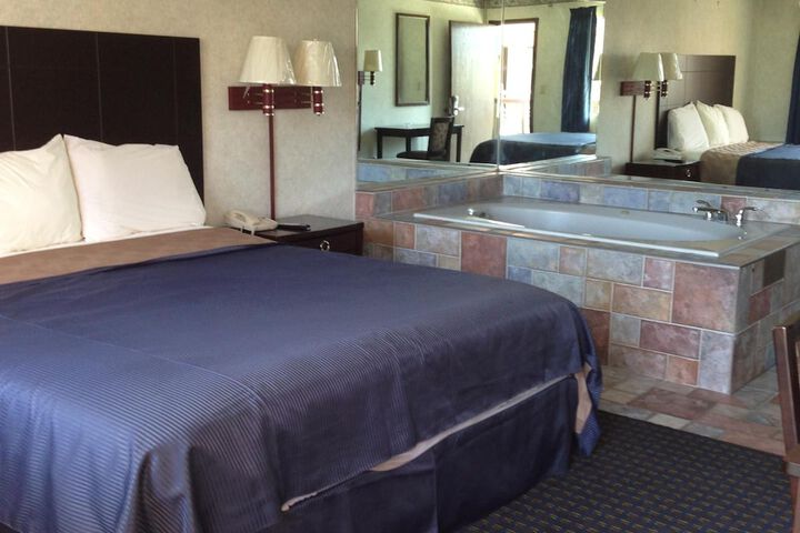 Room 13 of 41