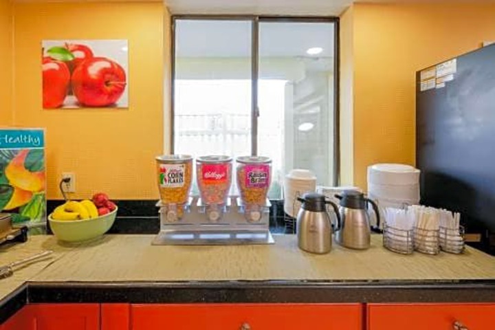 Quality Inn & Suites Lexington