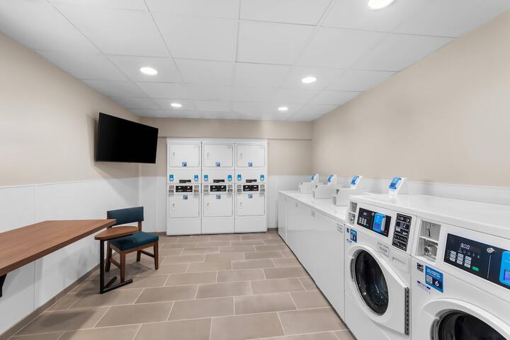 Everhome Suites Bastrop by Choice Hotels