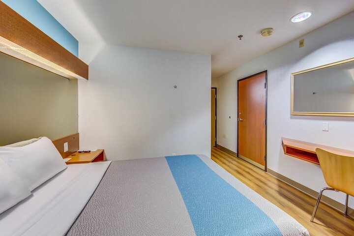 Motel 6 Sutherlin OR
