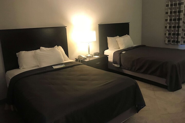Room 13 of 49