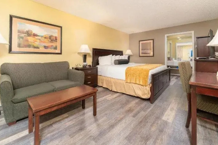 HOTCHKISS INN MOTEL