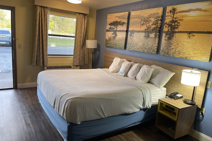 Room 9 of 31