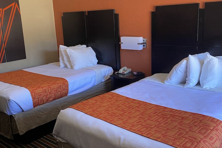 Room 12 of 15