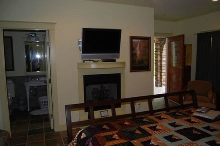 Far View - a Bed & Breakfast Estate