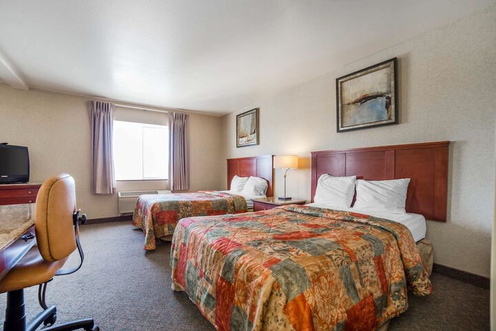 Room 16 of 30