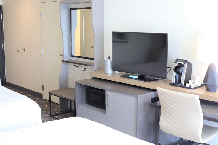 Room 34 of 53