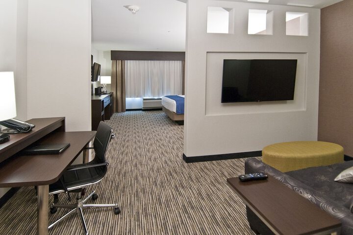 Room 27 of 57