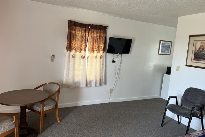 Room 17 of 30
