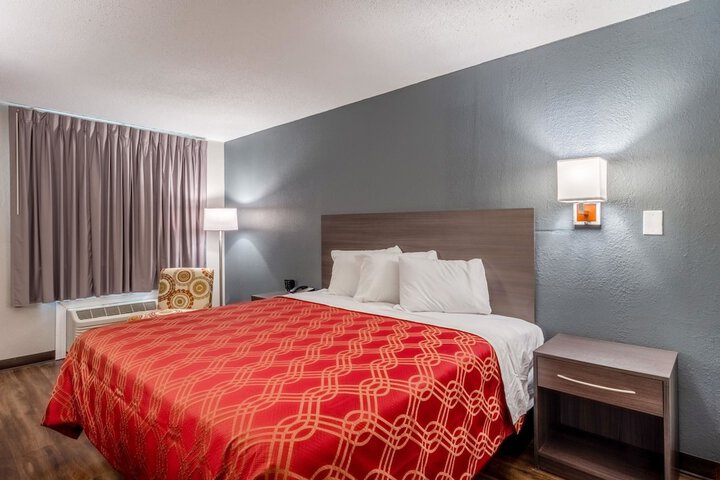 Room 21 of 26